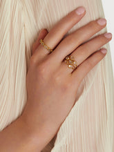 Load image into Gallery viewer, 09188f6e-723a-4206-a6e4-c4a860ac1598:3:model:women