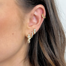 Load image into Gallery viewer, 09b48f5b-42af-4f48-96fd-a94d4c428ed6:1:model:women