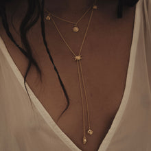 Load image into Gallery viewer, 6a51af49-2d4b-43e6-975b-0447f4eb718c:1:model:women