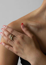 Load image into Gallery viewer, 4672c82d-57b6-42bf-ae30-3e66bdd3cbf0:5:model:women