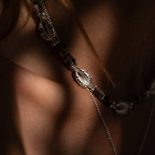 Load image into Gallery viewer, a4b7d045-d3a4-4fe4-9f5c-87d8fc9423e0:1:model:women
