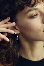 Load image into Gallery viewer, eef7ff94-5319-4e6e-8512-cf5ee9283b5f:2:editorial:women
