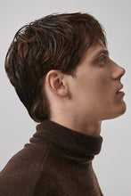 Load image into Gallery viewer, 58ebf893-30c1-4535-9748-81a28226ab41:1:editorial:women
