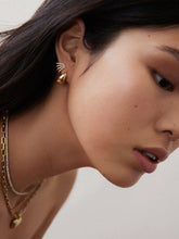 Load image into Gallery viewer, 6f025238-1e3a-4dec-9c3e-3085c9aaeaab:2:model:women

