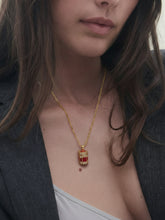 Load image into Gallery viewer, 99ce4b92-d896-472d-84d8-65b72c568b20:2:model:women
