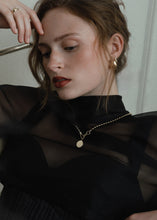 Load image into Gallery viewer, 50cc0a4a-7fa0-431e-a31d-e03232aabd61:1:model:women
