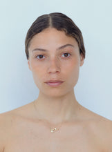 Load image into Gallery viewer, 32f104a8-cc51-46c0-9b91-f577ba2ed64e:1:model:women
