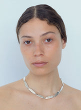 Load image into Gallery viewer, 0d0b5065-b3c7-4d21-9429-4afa72d94a4f:2:model:women
