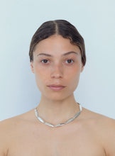 Load image into Gallery viewer, 0d0b5065-b3c7-4d21-9429-4afa72d94a4f:1:model:women
