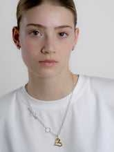 Load image into Gallery viewer, ea40a5a9-e7d1-4e24-85ae-1eff1b59d42f:2:model:women
