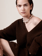 Load image into Gallery viewer, dc73ee5c-cddf-4299-8d5d-5b56421dbb23:1:model:women
