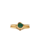 Load image into Gallery viewer, Peak pave solitaire stack emerald solid gold ring set
