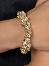 Load image into Gallery viewer, ddb46ab5-2bb7-40b4-bd35-c5031bcdb1db:4:model:women
