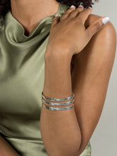 Load image into Gallery viewer, 25mm triple bar nomad cuff
