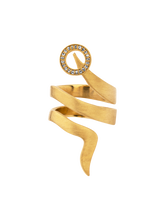 Load image into Gallery viewer, Snaketric ring gold with fancy sapphires
