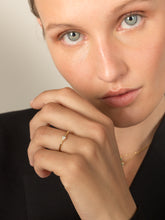 Load image into Gallery viewer, 503d664e-ec30-4a47-bd8f-027a0c994a7c:2:model:women
